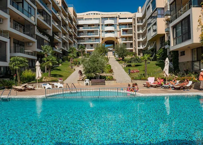 Апартаменты Comfortable With Sea View In Dolce 2 Свети-Влас