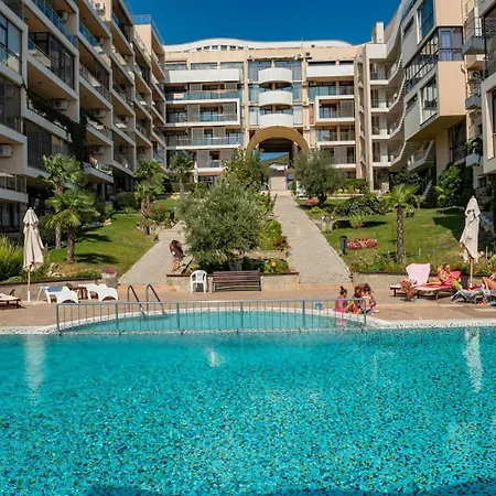 Apartment Comfortable With Sea View In Dolce 2 Sveti Vlas